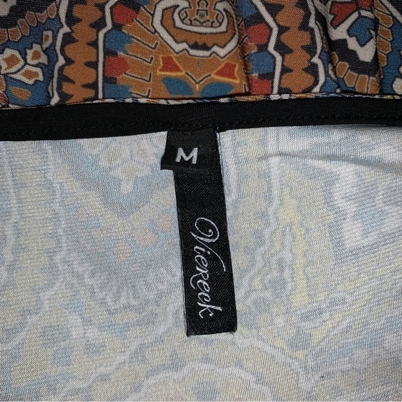 Viereek Paisley print elbow length sleeves - Picture 7 of 7